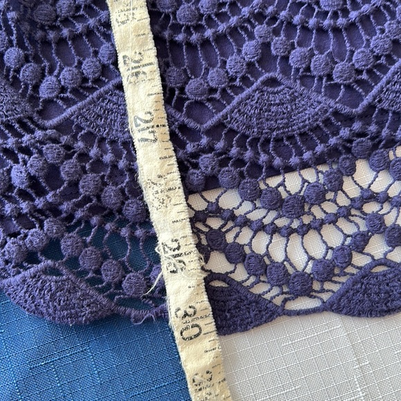 VINTAGE BOHO purple crocheted front top sleeveless size small - Picture 7 of 8